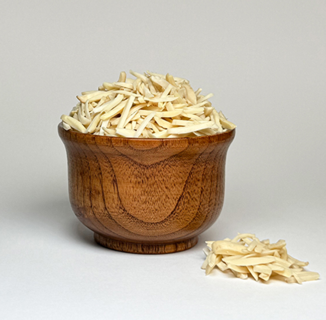 خلال بادام درختی سوزنی ویتالیس